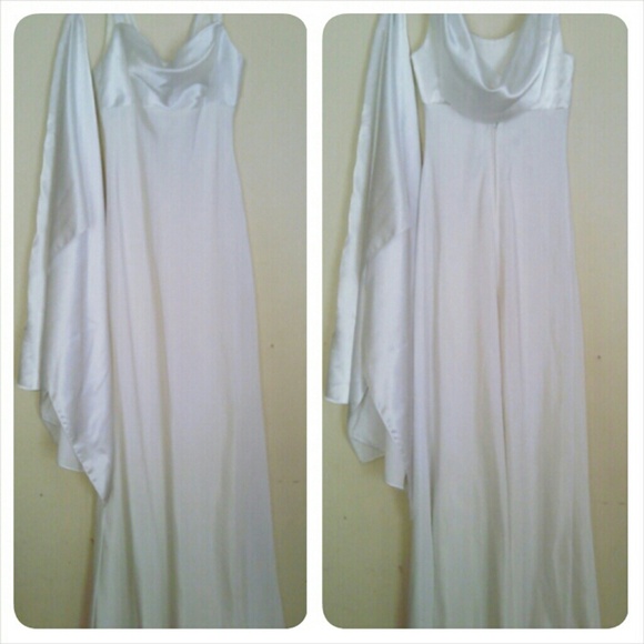 Aspeed XS white Gown with Shawl d studs on straps - Picture 1 of 1