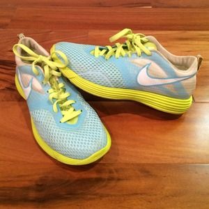 Nike Lunarlon Sneakers