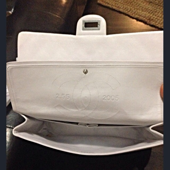 💥SOLD💥 Chanel 2.55 classic maxi jumbo handbag!! - Picture 4 of 4