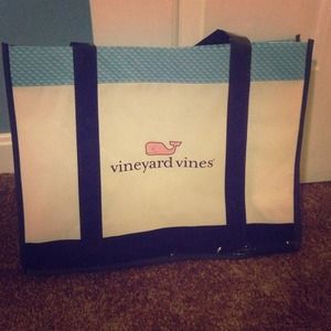 Vineyard vines tote