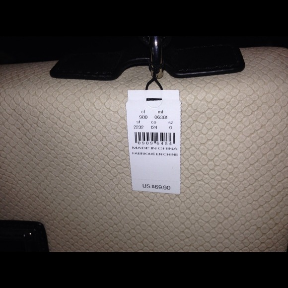 Handbag - Picture 3 of 3