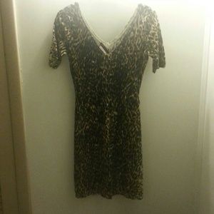 *NWOT* Betsey Johnson lepoard print knit dress