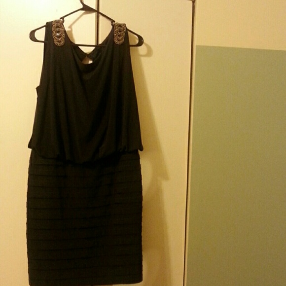 COCKTAIL DRESS
