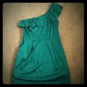 Lulu's emerald green satin dress