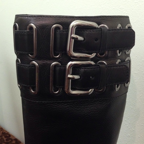 🚨SOLD!!🚨 Miu Miu Tall Boots - Picture 4 of 4