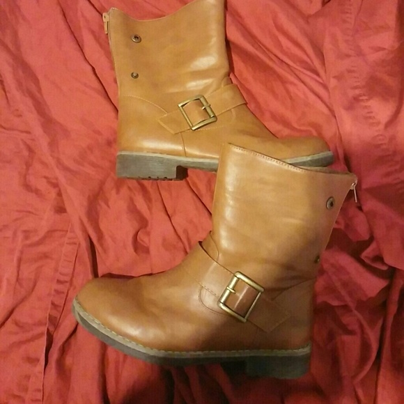 Brown boots
