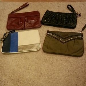 EXPRESS WRISTLETS in a bundle of 4