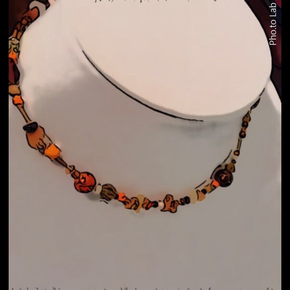 Hand Strung Choker - Picture 1 of 4