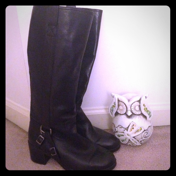 ON HOLD ⛔️ for @hanny1 RL Black Leather Boots