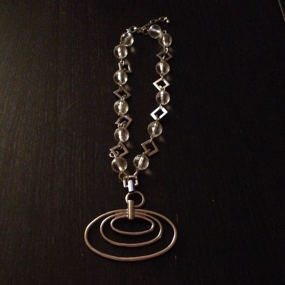 Silver tone necklace