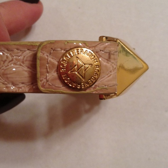 BCBG cuff - Picture 2 of 4