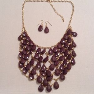 Beaded bib necklace with matching earrings