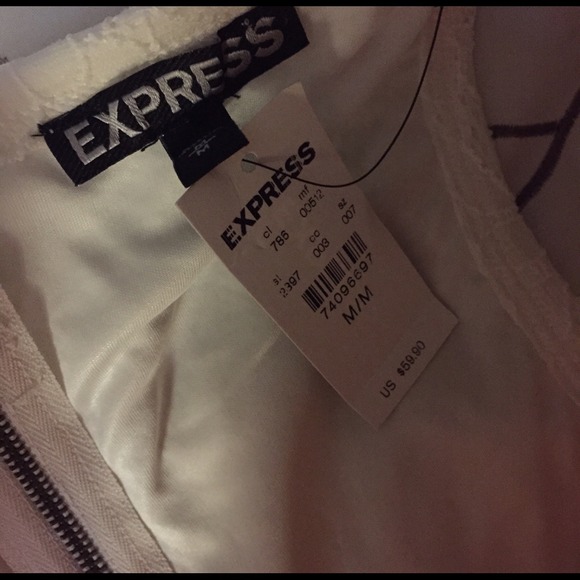Express dress - Picture 2 of 2