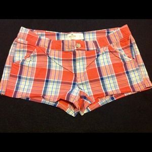 Hollister plaid shorts