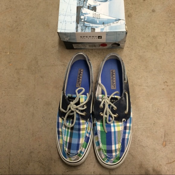 Sperry Bahamas navy plaid boat shoes
