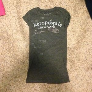 Grey Aeropostale Tee!