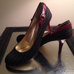 Steve Madden pinstripe pumps