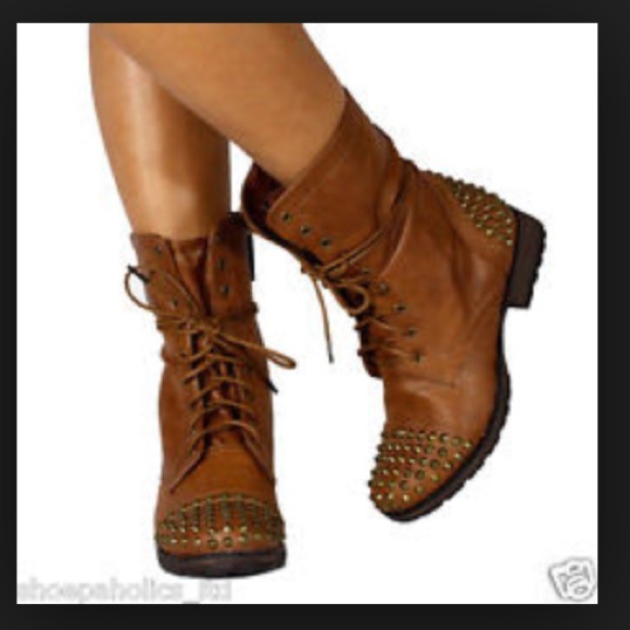 Tan Military boots