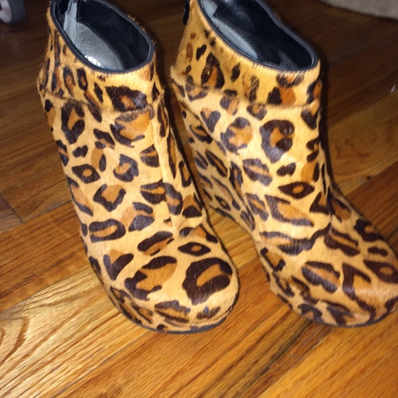 Rachel Roy leopard print wedge heels - Picture 1 of 3