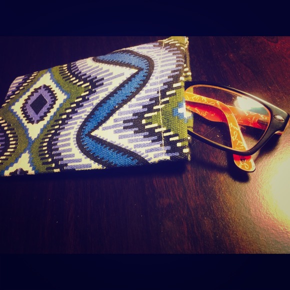 ☀️Sunglasses Case Pouch 😎($2 Add On)