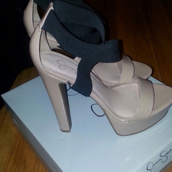 Jessica Simpson Nude and black heels