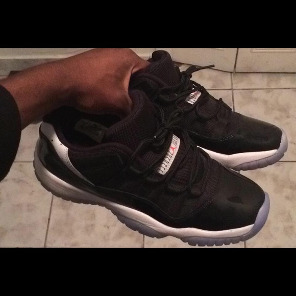 Infared 11s low sz 7y condition 9/10