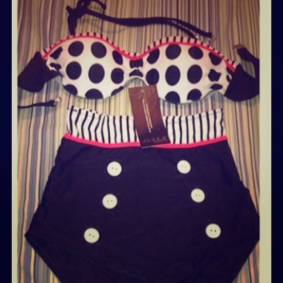 Retro swimwear NWT