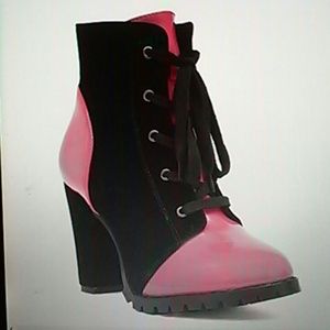 Brand new Perfectly practical and sexy boots