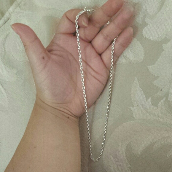**SOLD ON MERCARI** Short twisted silver chain - Picture 1 of 3