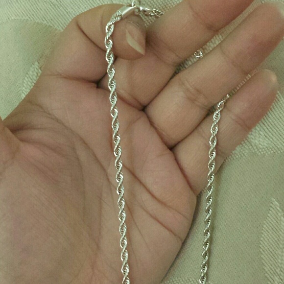 **SOLD ON MERCARI** Short twisted silver chain - Picture 2 of 3