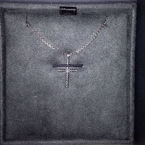 David Yurman, Silver Cross Necklace with Diamond