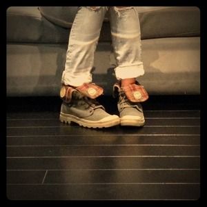 Palladium Canvas Fold Down Boot with Plaid inside