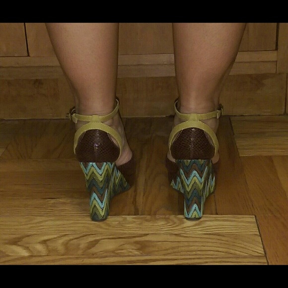 Colorful wedges - Picture 2 of 2