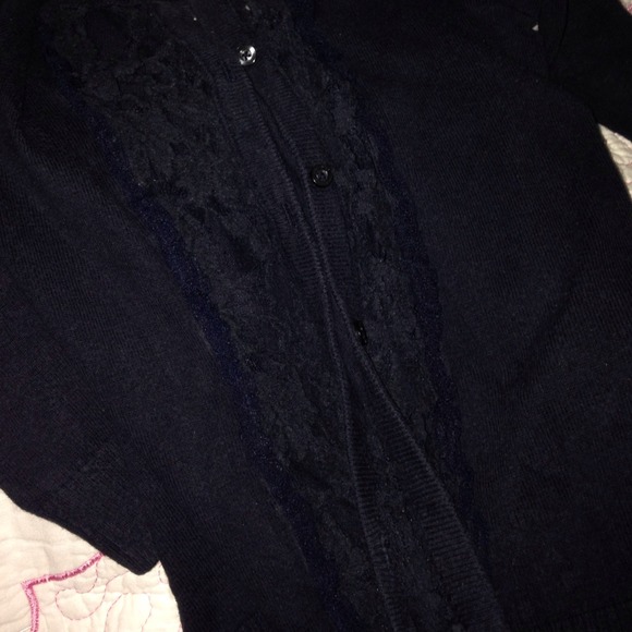 Cardigan.👸 - Picture 2 of 4