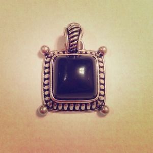 Black onyx pendant