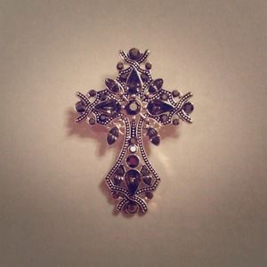 Cross pendant