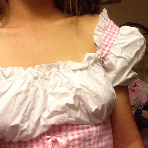 Miss Muffet - Picture 2 of 4