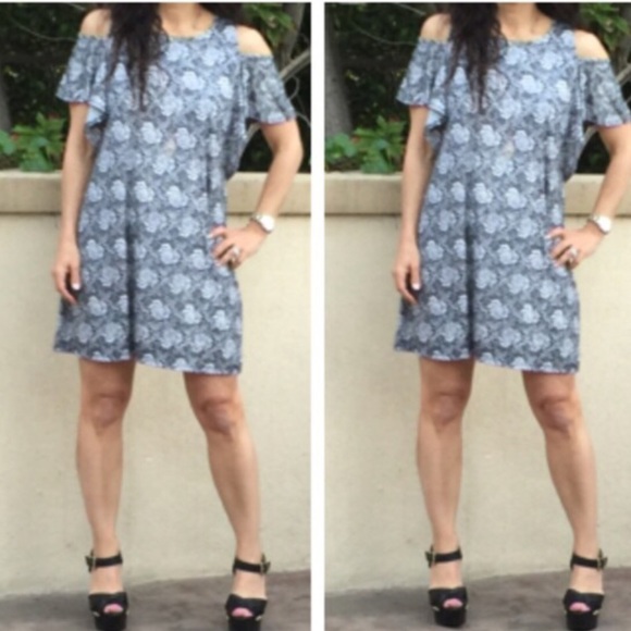 Pretty dress SALE LOWEST PRICE - Picture 4 of 4