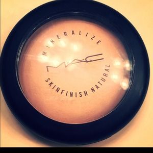 Mac skin mineralize skin finish