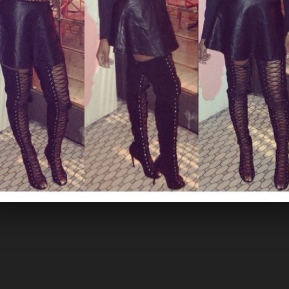 Thigh high lace up boots - Picture 2 of 2