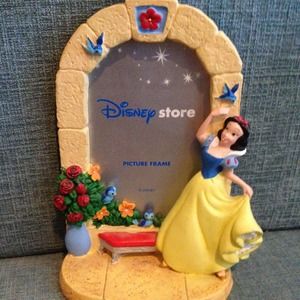 Snow White frame
