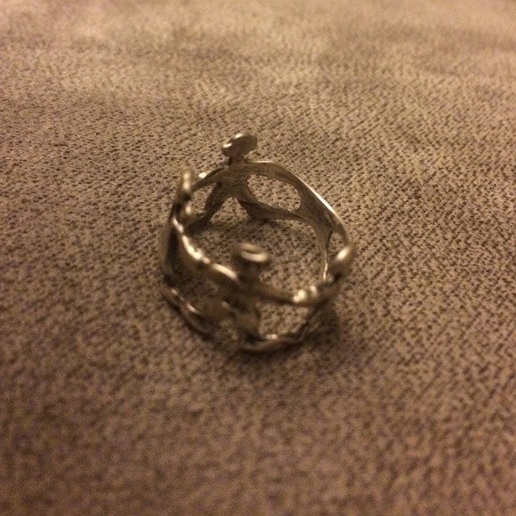 ❌SOLD❌ Ring Around the Rosie - Picture 2 of 2