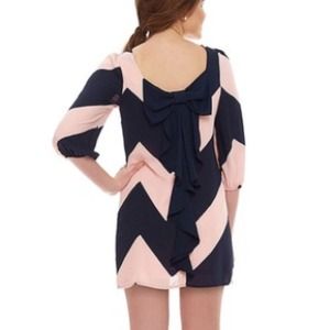 Chevron dress with bow detail