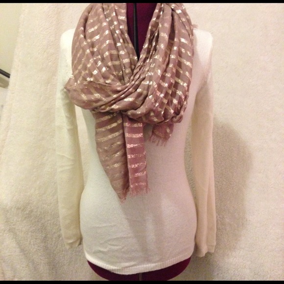 ⭐SALE⭐️ NWOT Double V-Neck Sweater