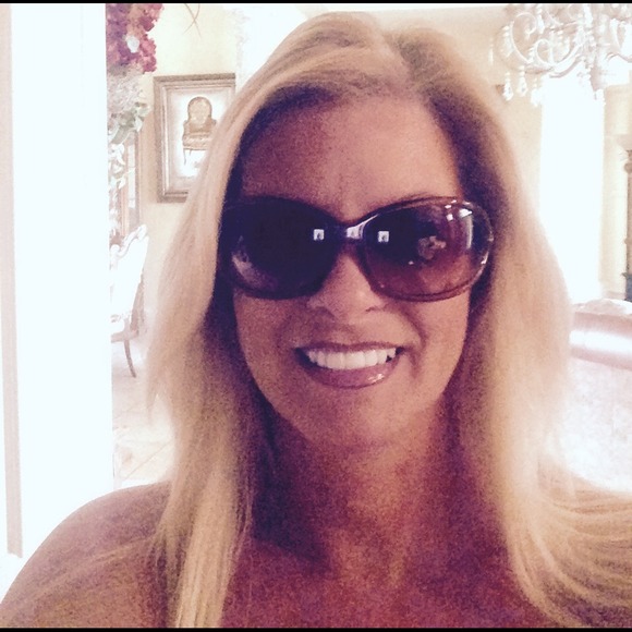 ❤️SOLD❤️ TOM FORD JENNIFER SUNGLASSES - Picture 4 of 4