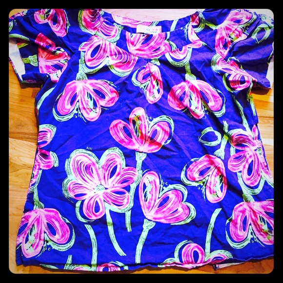 Medium floral koi scrub top open neck