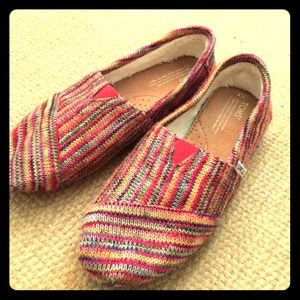 Multicolored TOMS Classics