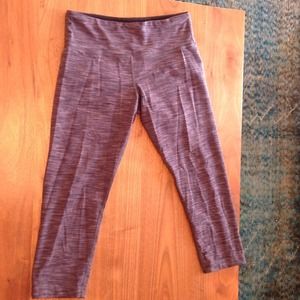 Lululemon wunder under size 6