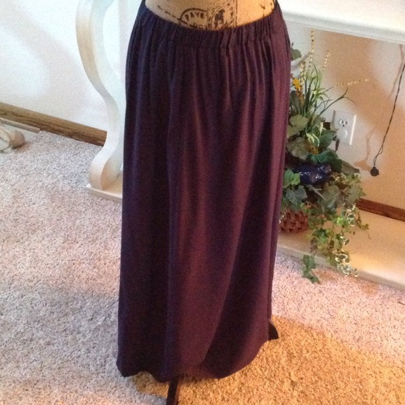 💕 NWT Lee Essentials maxi skirt - Picture 2 of 3