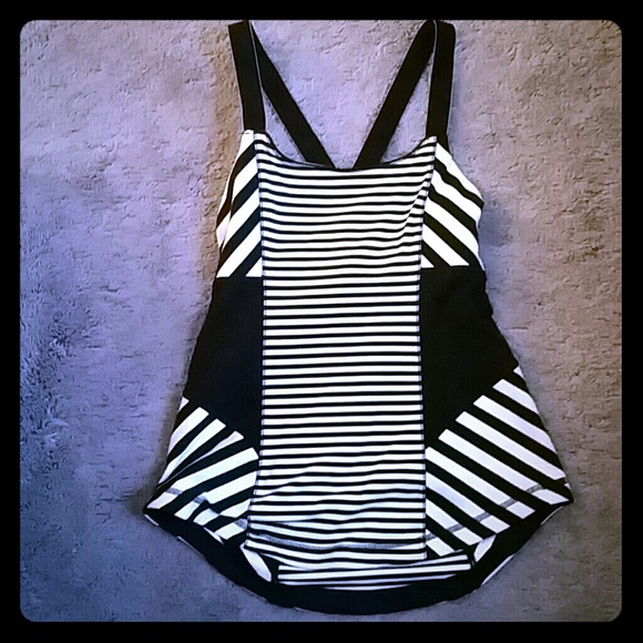 Lululemon Work it Out Tank in mint moment